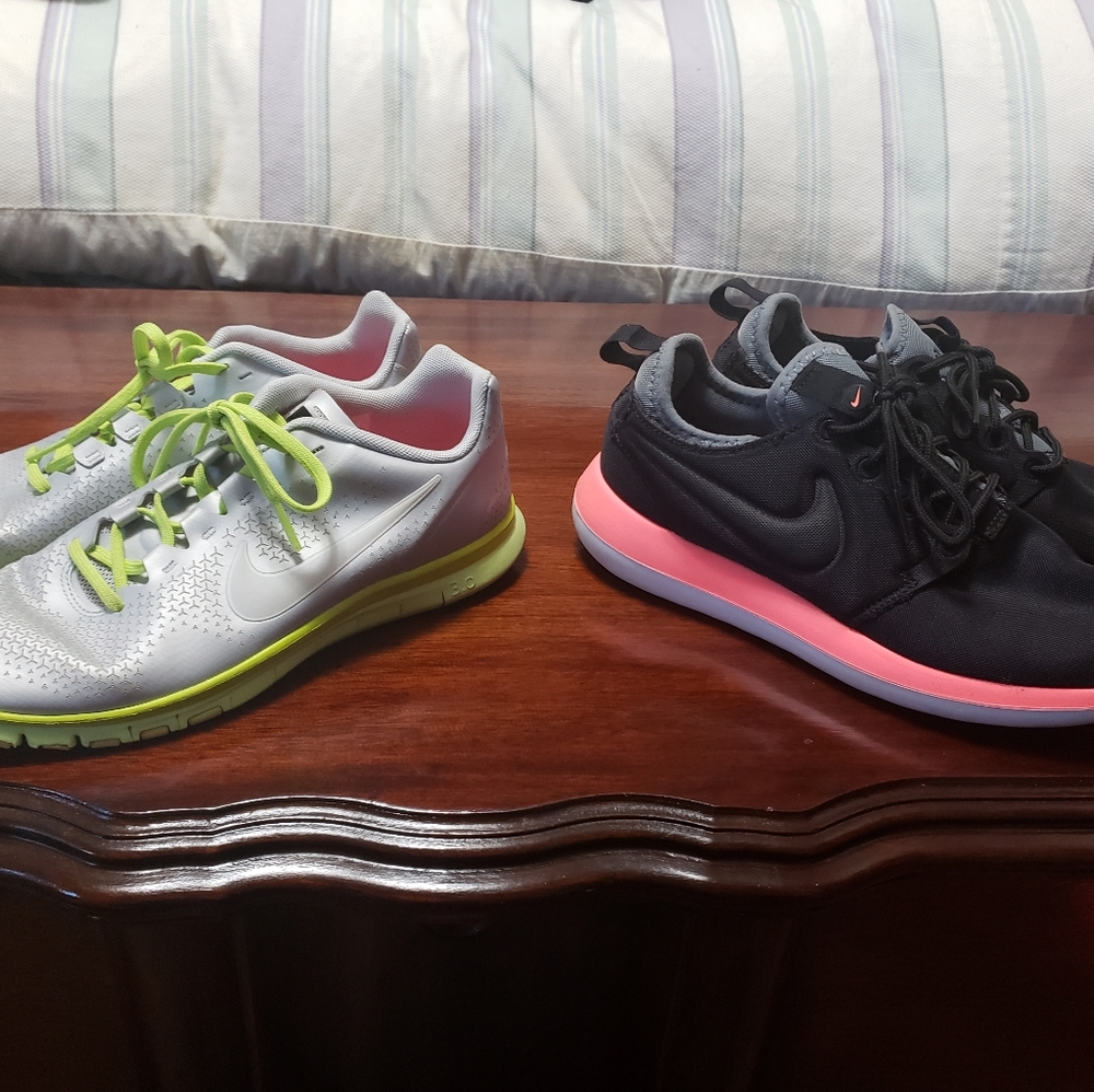 Nike size 7 - Picture 1 of 2